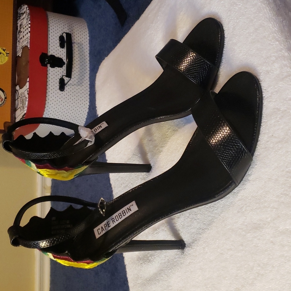 Women's Black Sandals